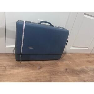 Vintage Sears Forecast Blue Hard Suitcase Luggage 24" - Keys Included!